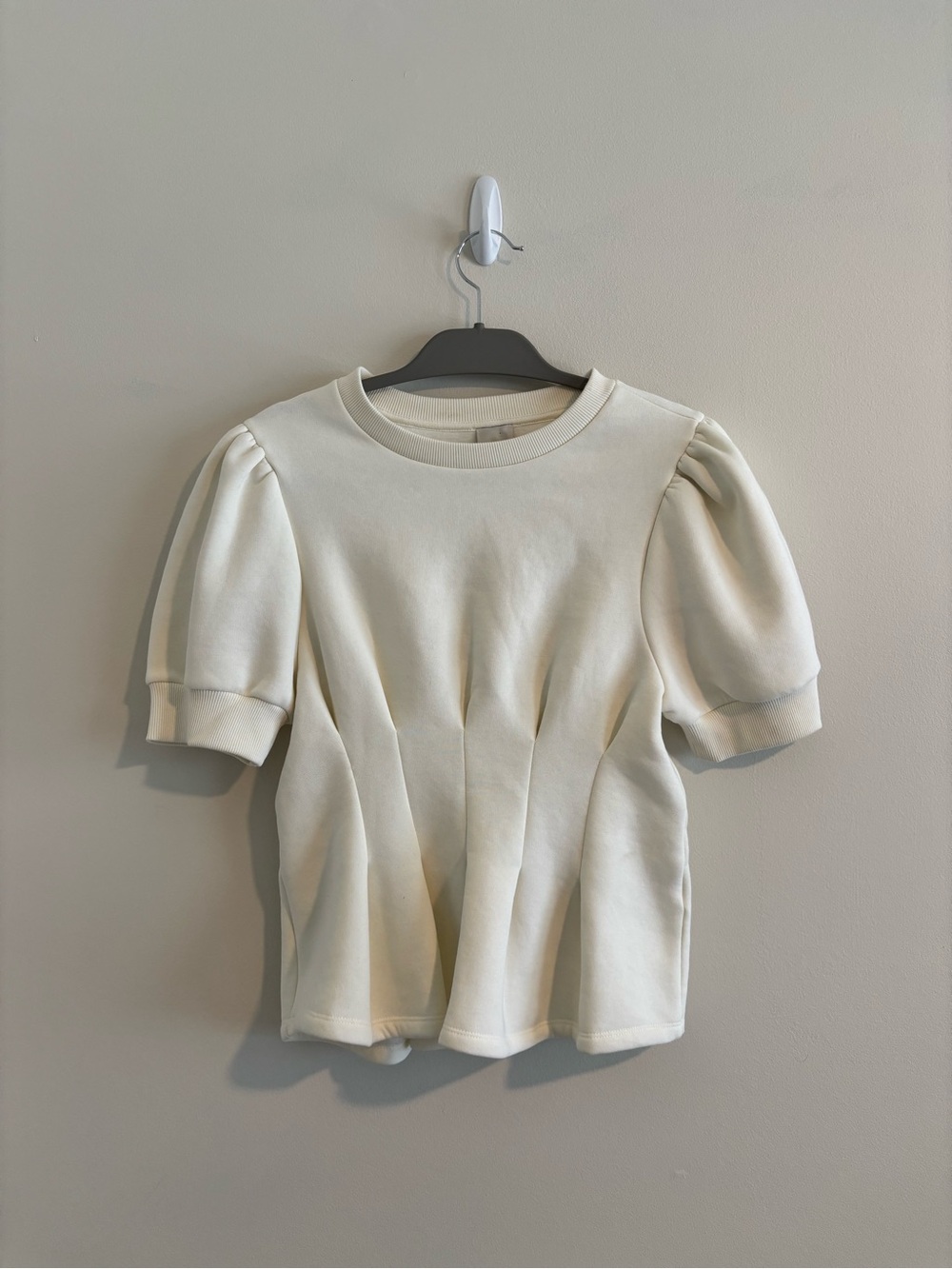 Maeve Cream Pleated Puff Sleeve Sweatshirt